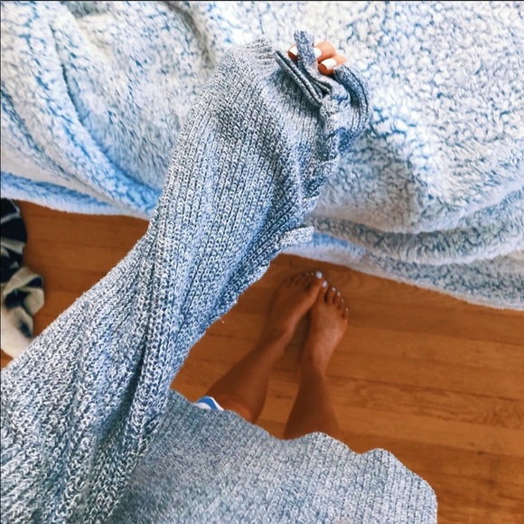 American Eagle Braided Grey Knit Pullover - Picture 4 of 7